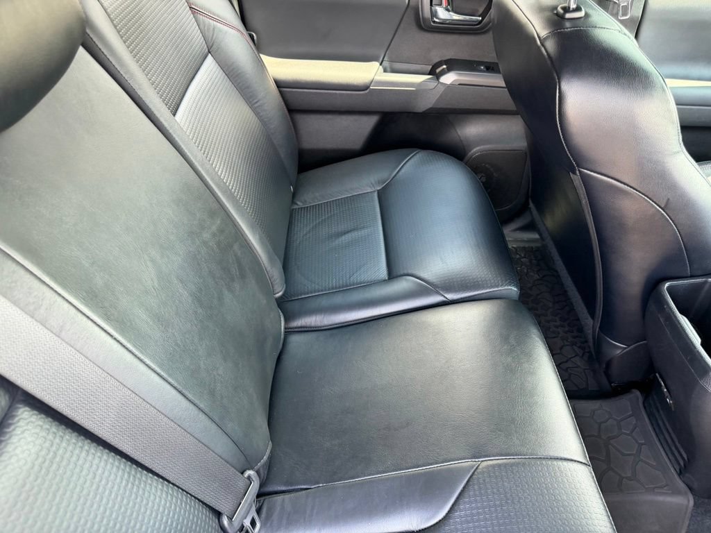 Used 2022 Toyota Tacoma TRD Pro AWD/4WD image 16