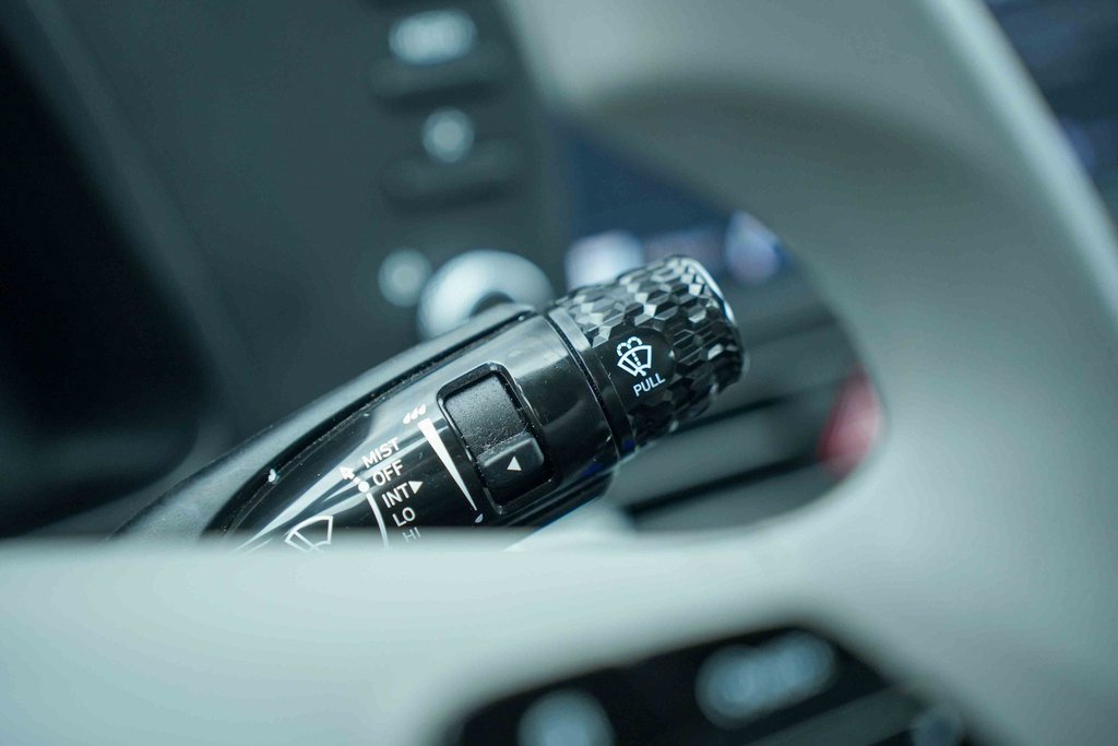 Used 2022 Hyundai Elantra SEL image 39