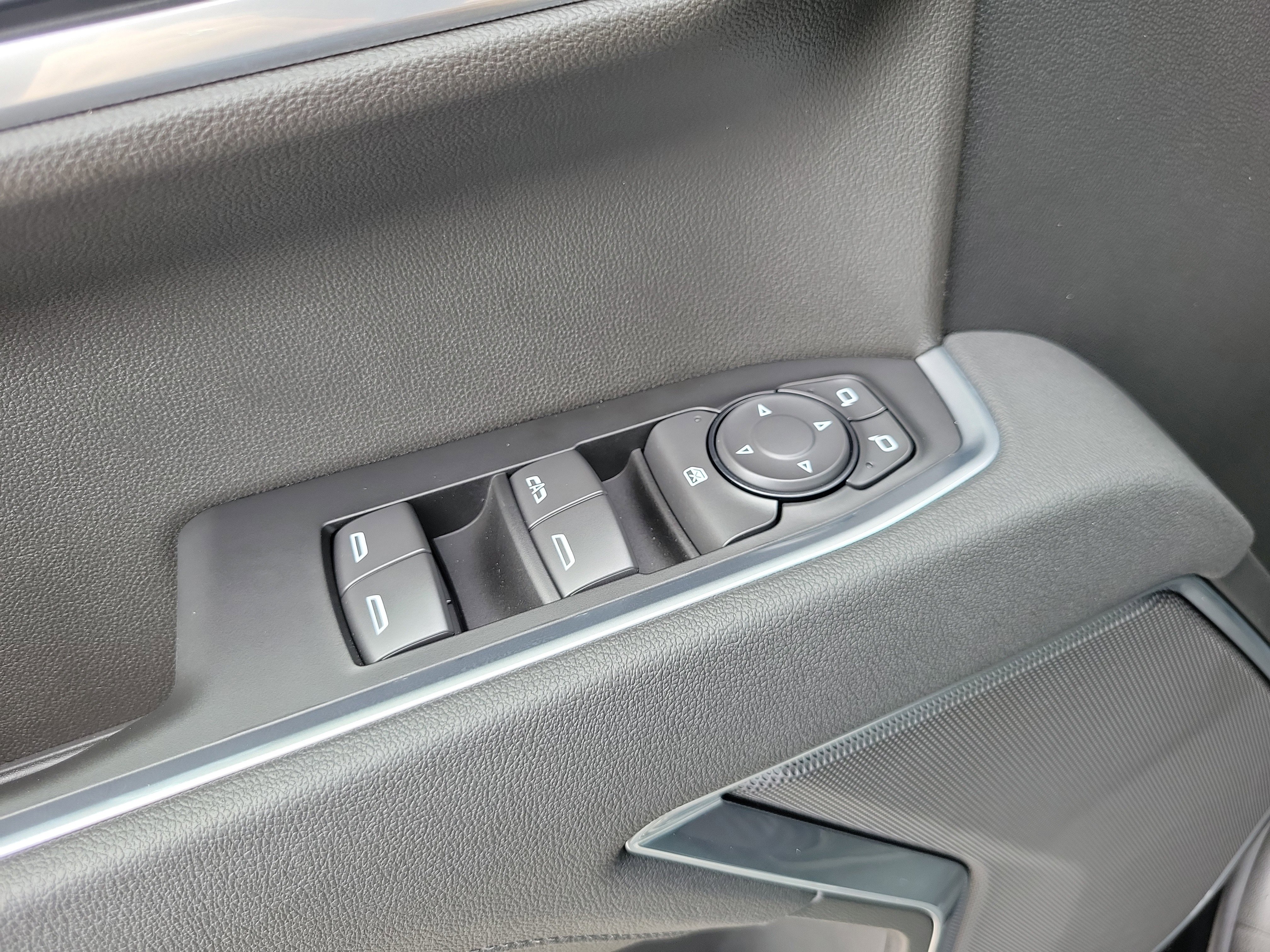 Used 2026 GMC Sierra 1500 Elevation image 24