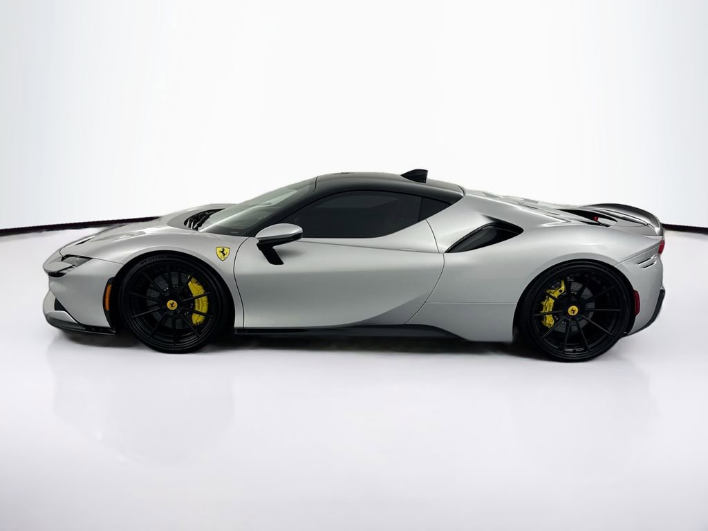 Used 2021 Ferrari SF90 Stradale image 8