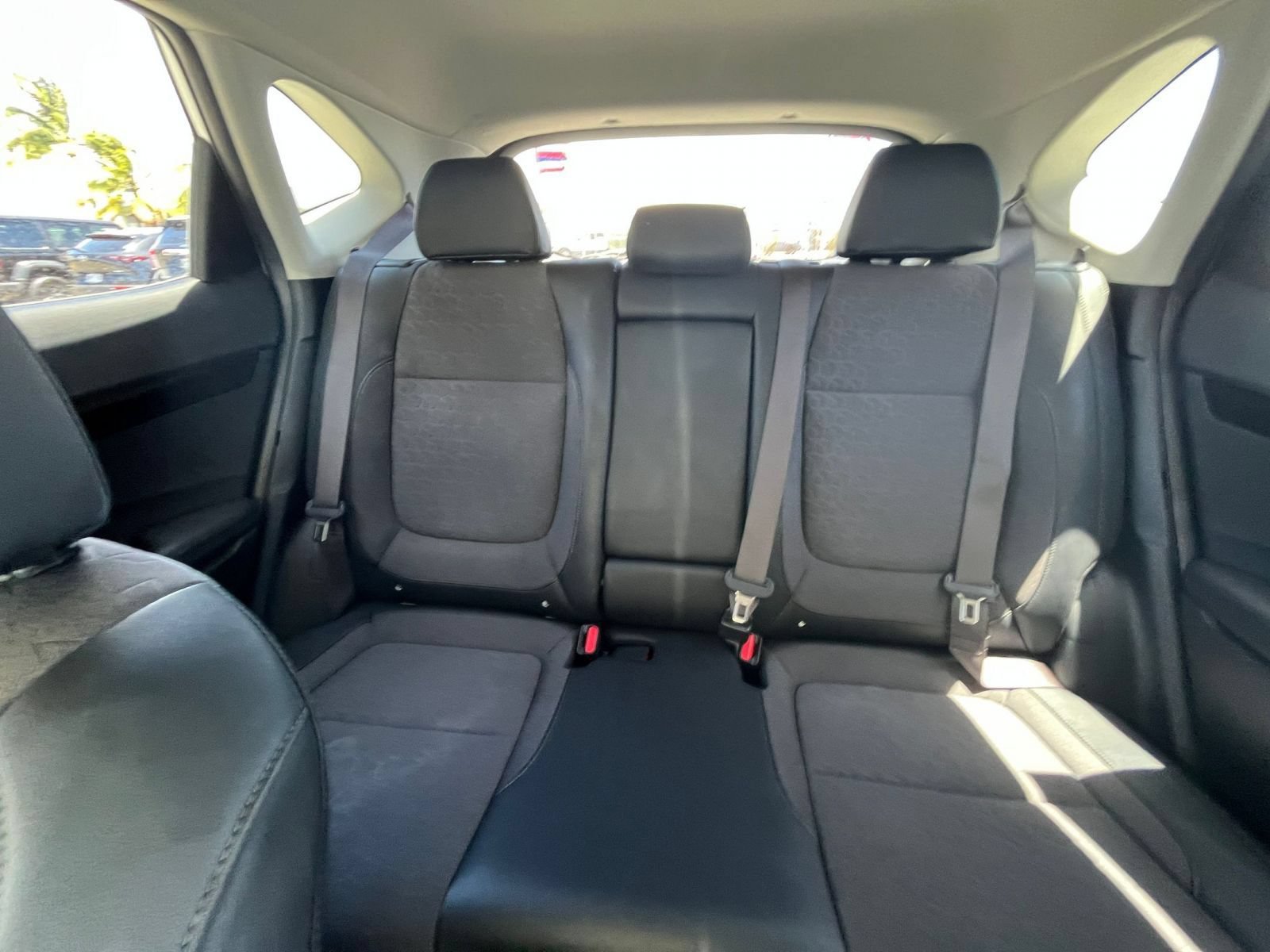 Used 2025 Kia Seltos S FWD image 38