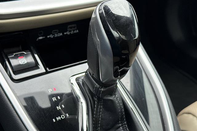 Used 2023 Subaru Outback Limited XT image 24