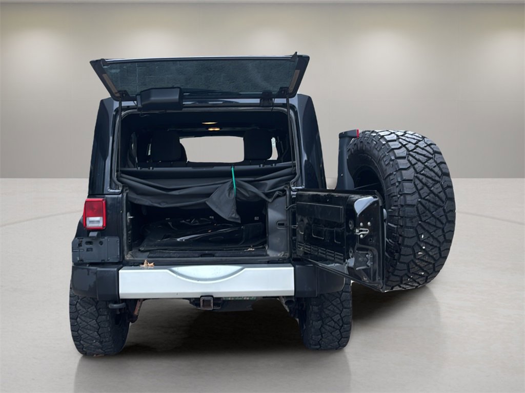 Used 2012 Jeep Wrangler Unlimited Sahara w/ Dual Top Group image 9