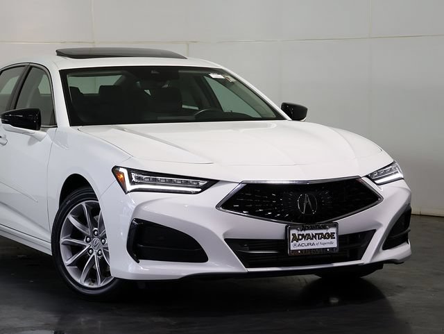 Used 2023 Acura TLX FWD image 6