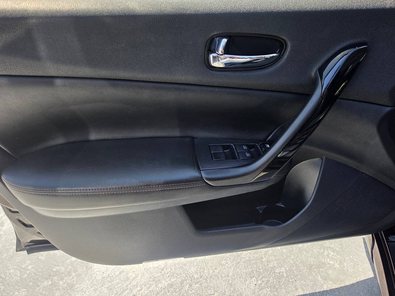 Used 2010 Nissan Maxima 3.5 SV FWD image 18