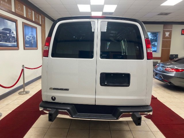 Used 2023 Chevrolet Express 2500 w/ Driver Convenience Package image 4