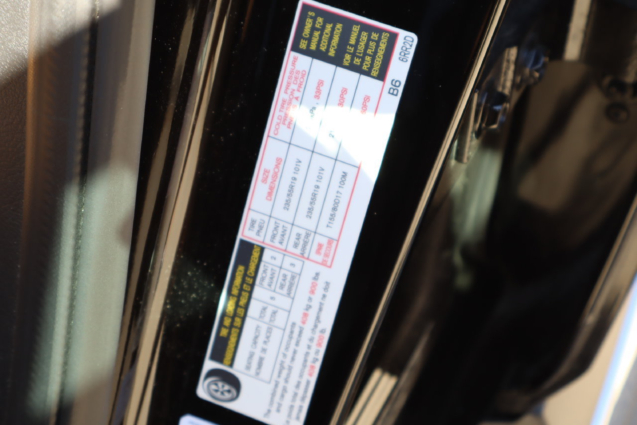 Used 2023 Nissan Rogue Platinum FWD image 31