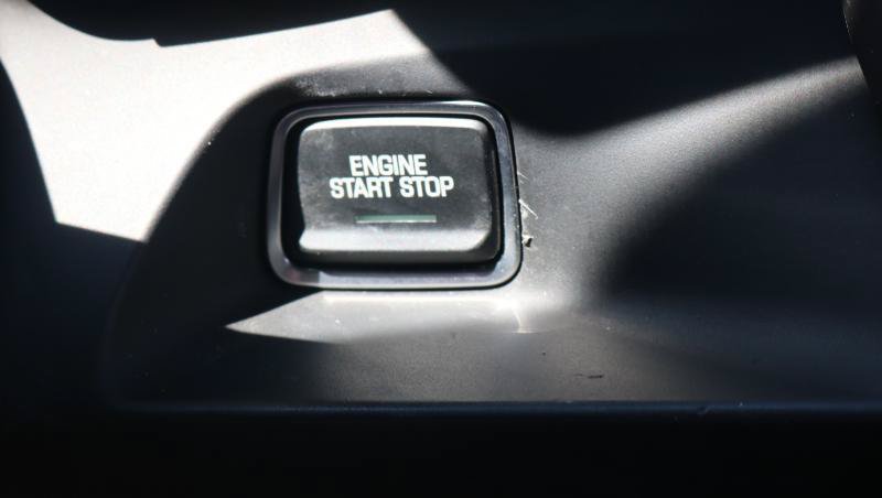 Used 2020 Chevrolet Camaro SS RWD image 14