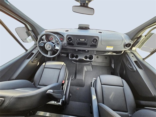 New 2025 Mercedes-Benz Sprinter 2500 image 19