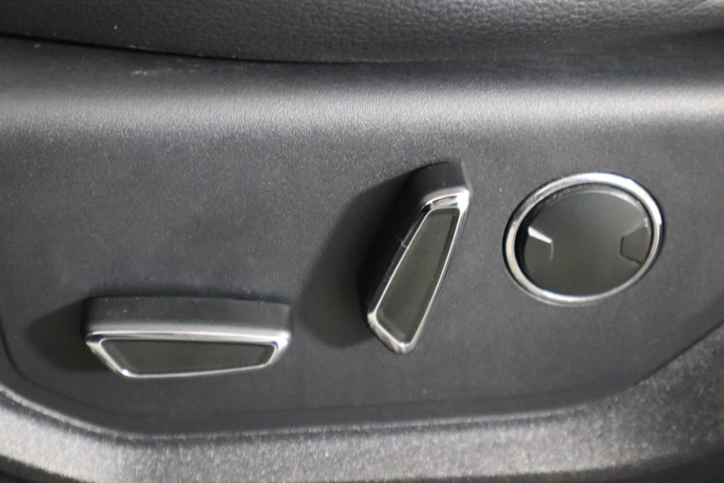 Used 2016 Ford F150 Lariat AWD/4WD image 25