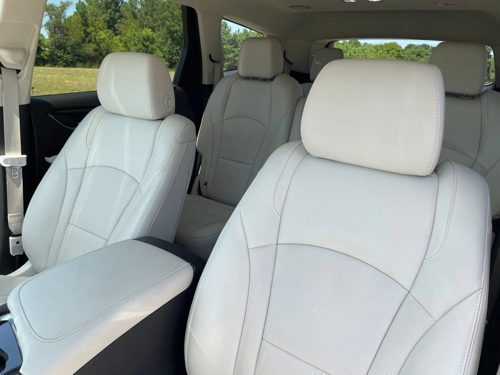 Used 2023 Buick Enclave Premium w/ Experience Buick Package AWD/4WD image 29