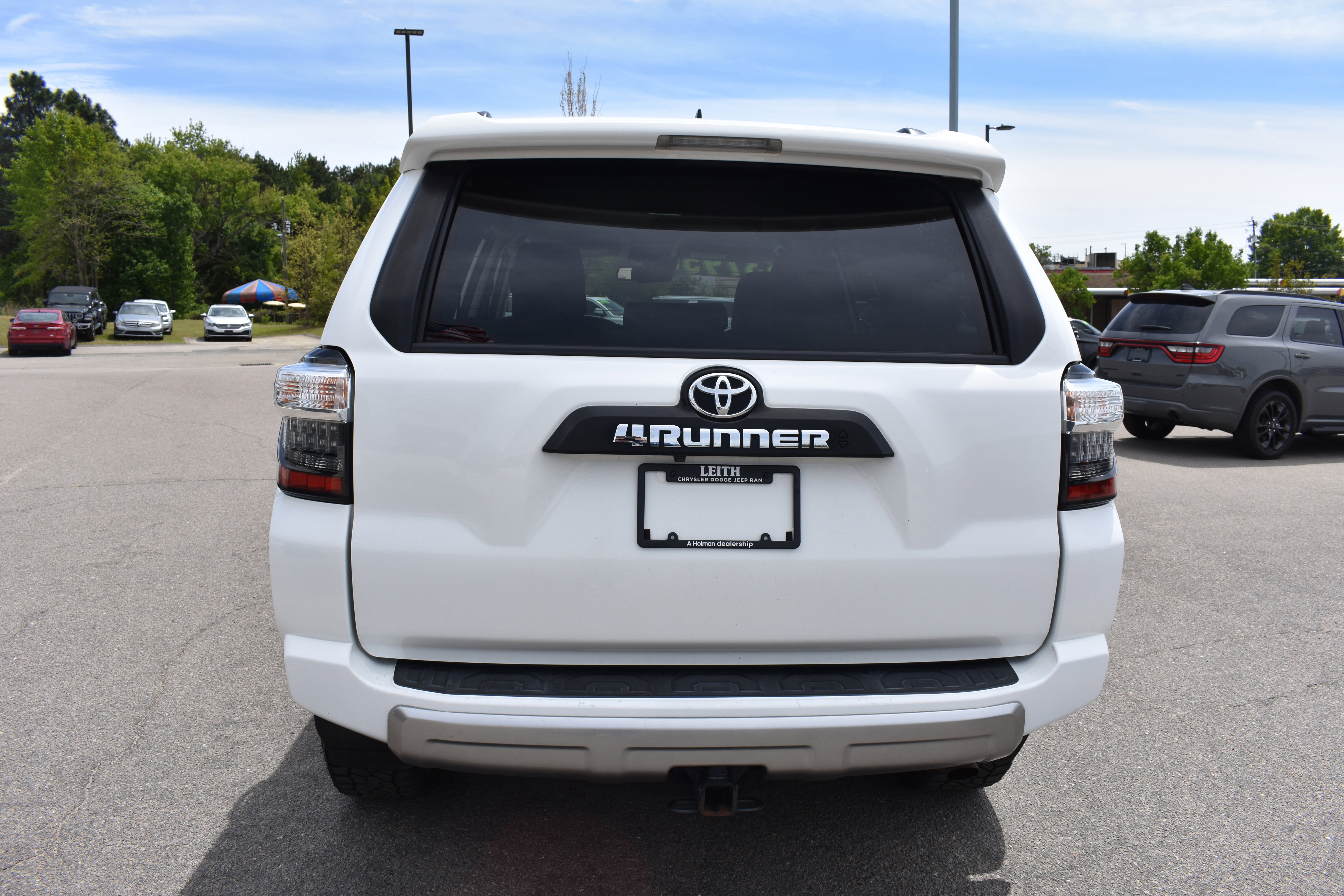 Used 2022 Toyota 4Runner TRD Off-Road Premium AWD/4WD image 8