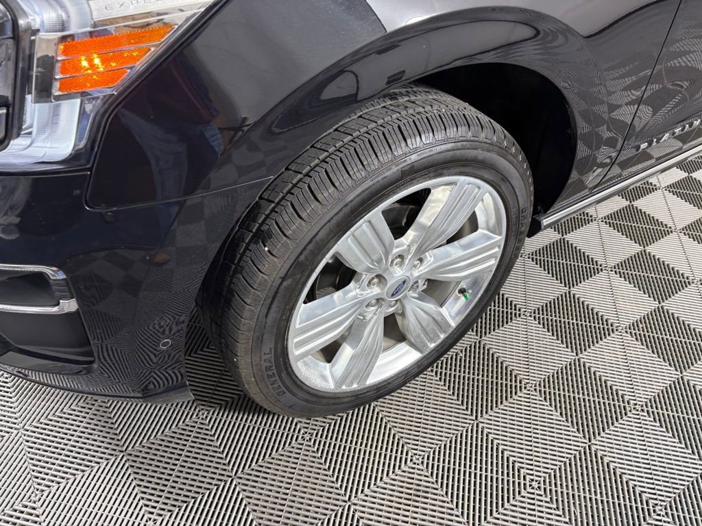 Certified 2024 Ford Expedition Max Platinum AWD/4WD image 11