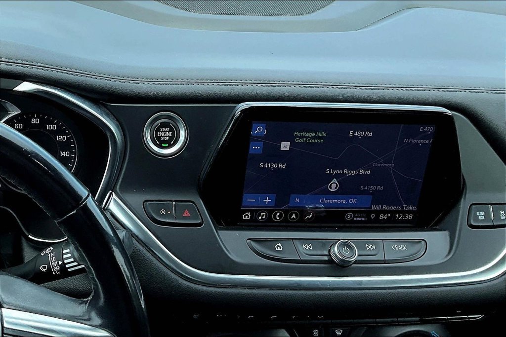 Used 2022 Chevrolet Blazer LT w/ Sound & Technology Package FWD image 12