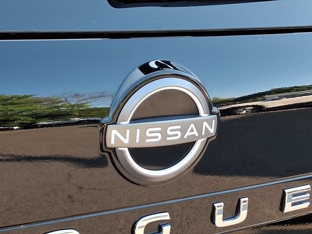 Used 2023 Nissan Rogue Platinum AWD/4WD image 31