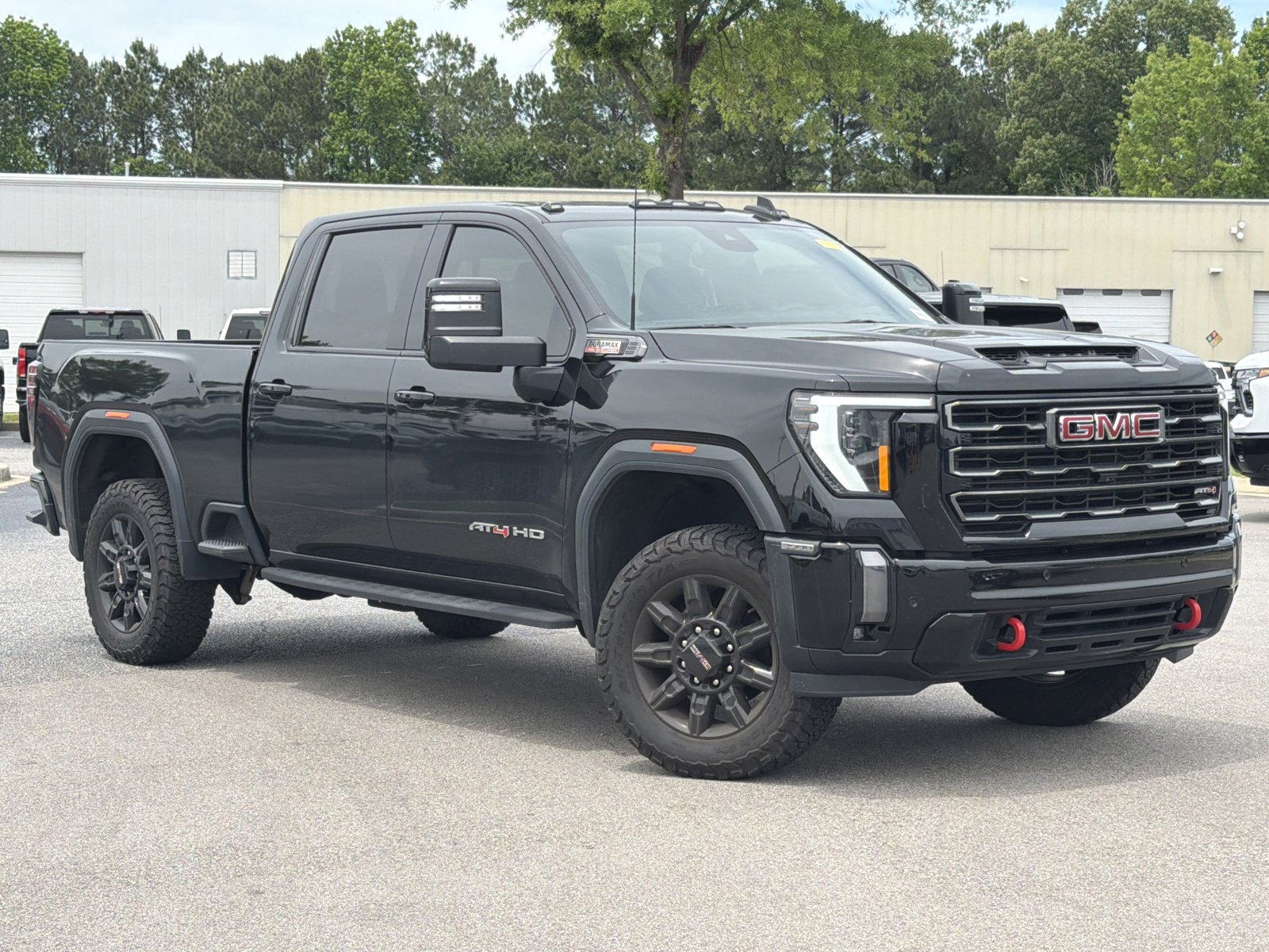Used 2024 GMC Sierra 2500 AT4 w/ AT4 Premium Plus Package AWD/4WD image 2