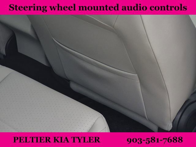 Used 2023 Volkswagen Jetta SE w/ Panoramic Sunroof Package FWD image 18