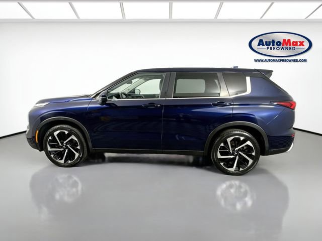 Used 2022 Mitsubishi Outlander SE image 9