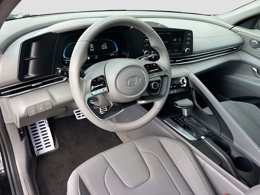 Certified 2026 Hyundai Elantra Sport image 9