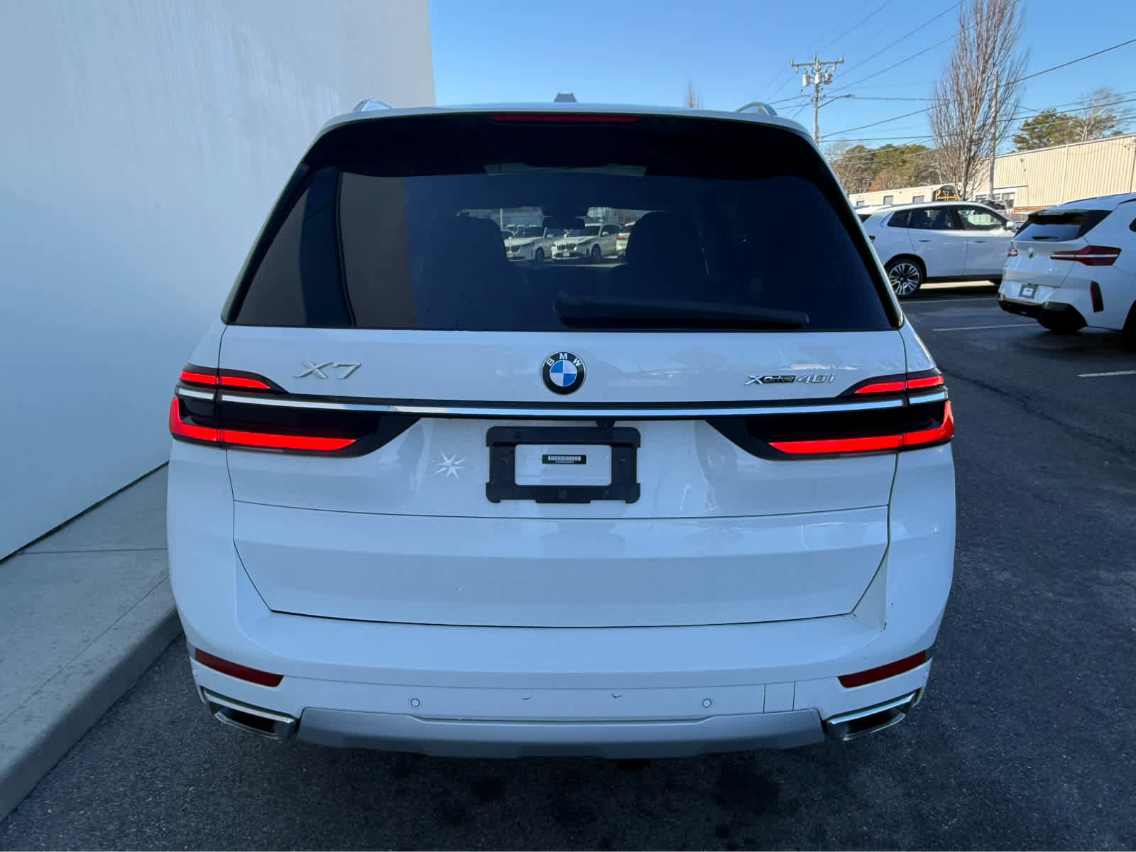 Used 2023 BMW X7 xDrive40i w/ Premium Package image 5