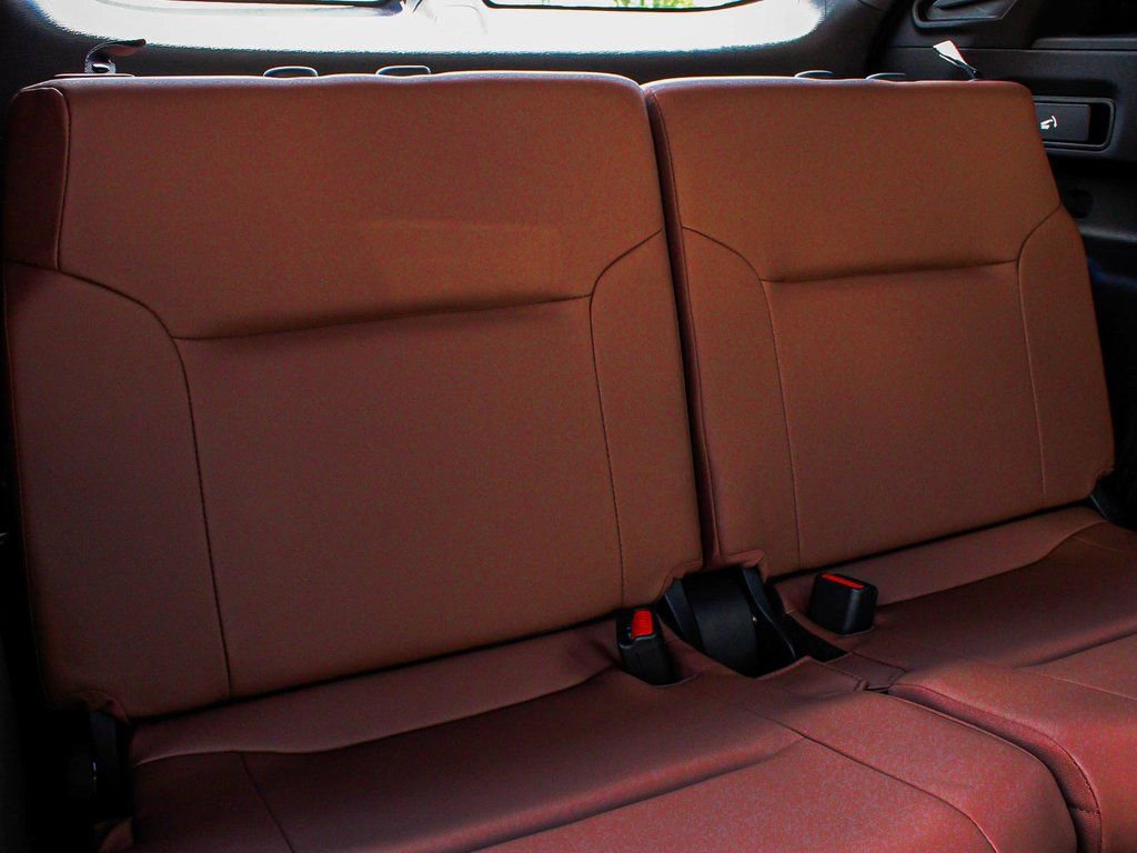 New 2025 Mitsubishi Outlander SEL image 36