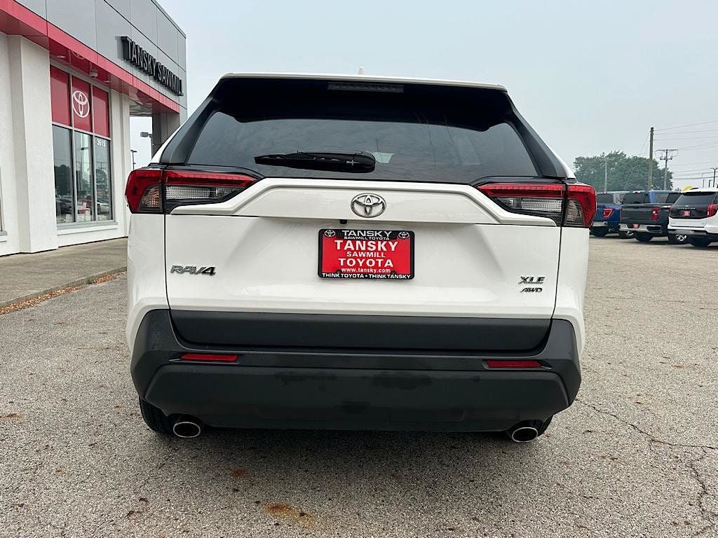 Certified 2025 Toyota RAV4 XLE AWD/4WD image 4