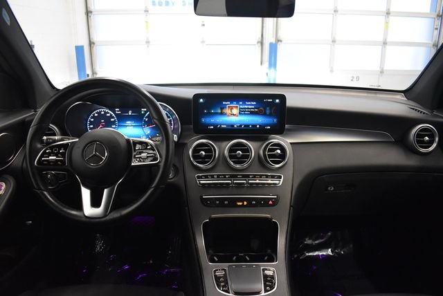 Used 2022 Mercedes-Benz GLC 300 4MATIC image 5