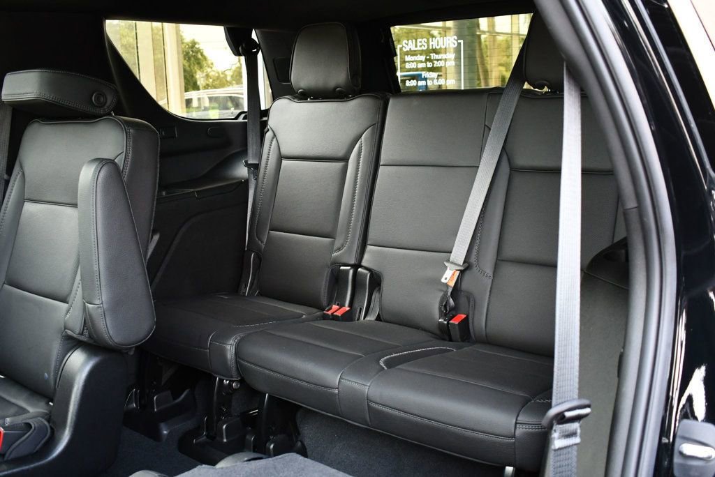 Used 2021 GMC Yukon Denali w/ Denali Premium Package image 19