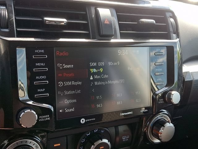 Used 2024 Toyota 4Runner TRD Off-Road AWD/4WD image 18
