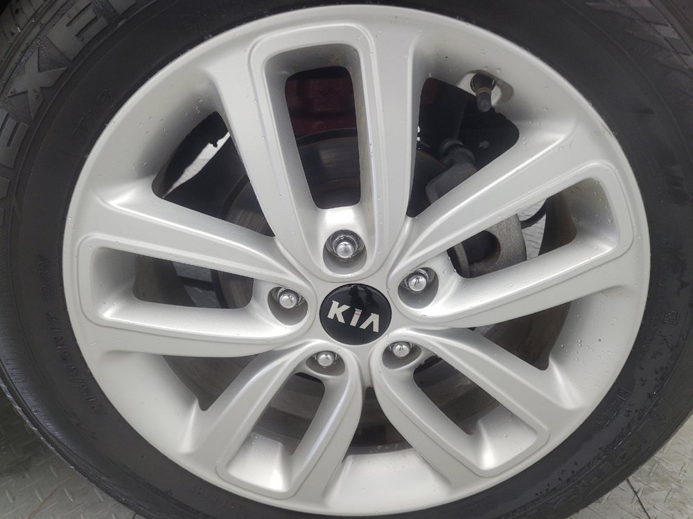 Used 2019 Kia Soul + FWD image 31