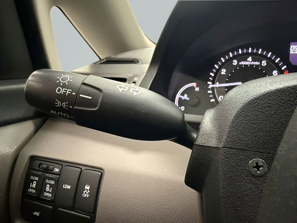 Used 2014 Honda Odyssey EX-L image 20