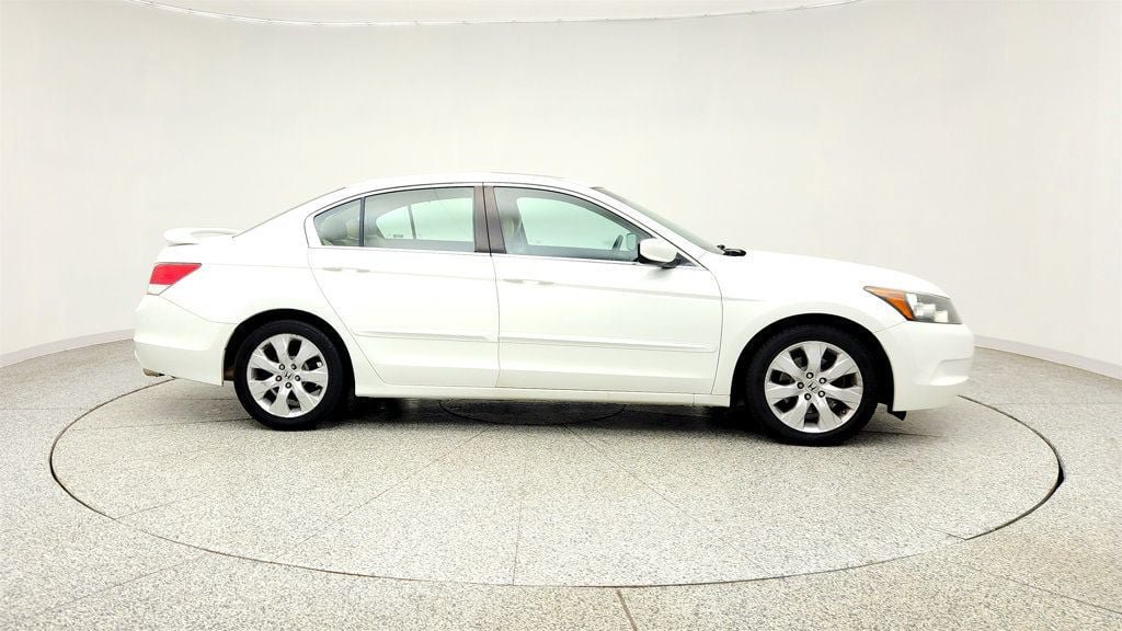 Used 2010 Honda Accord EX-L image 4