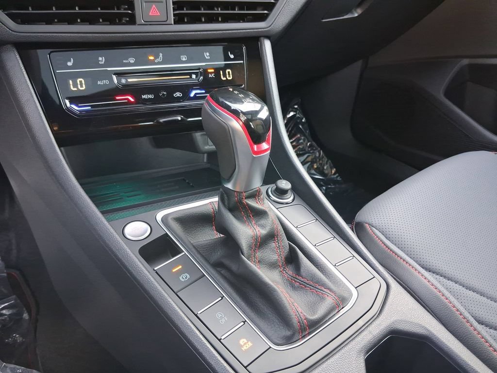 New 2026 Volkswagen Jetta GLI Autobahn FWD image 10