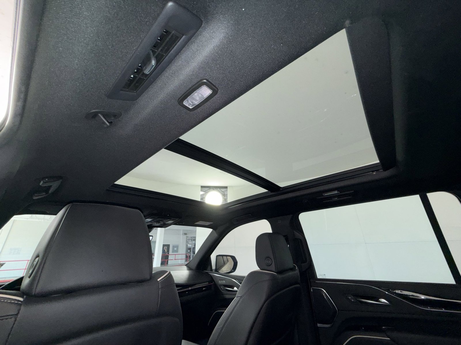 Used 2024 Cadillac Escalade ESV Sport image 22