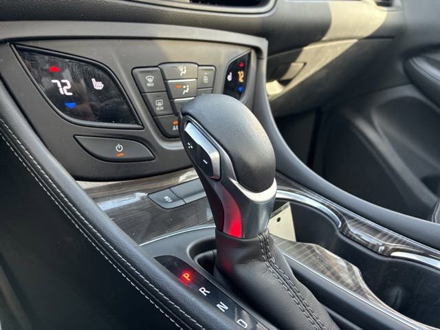 Used 2019 Buick Envision Essence image 31