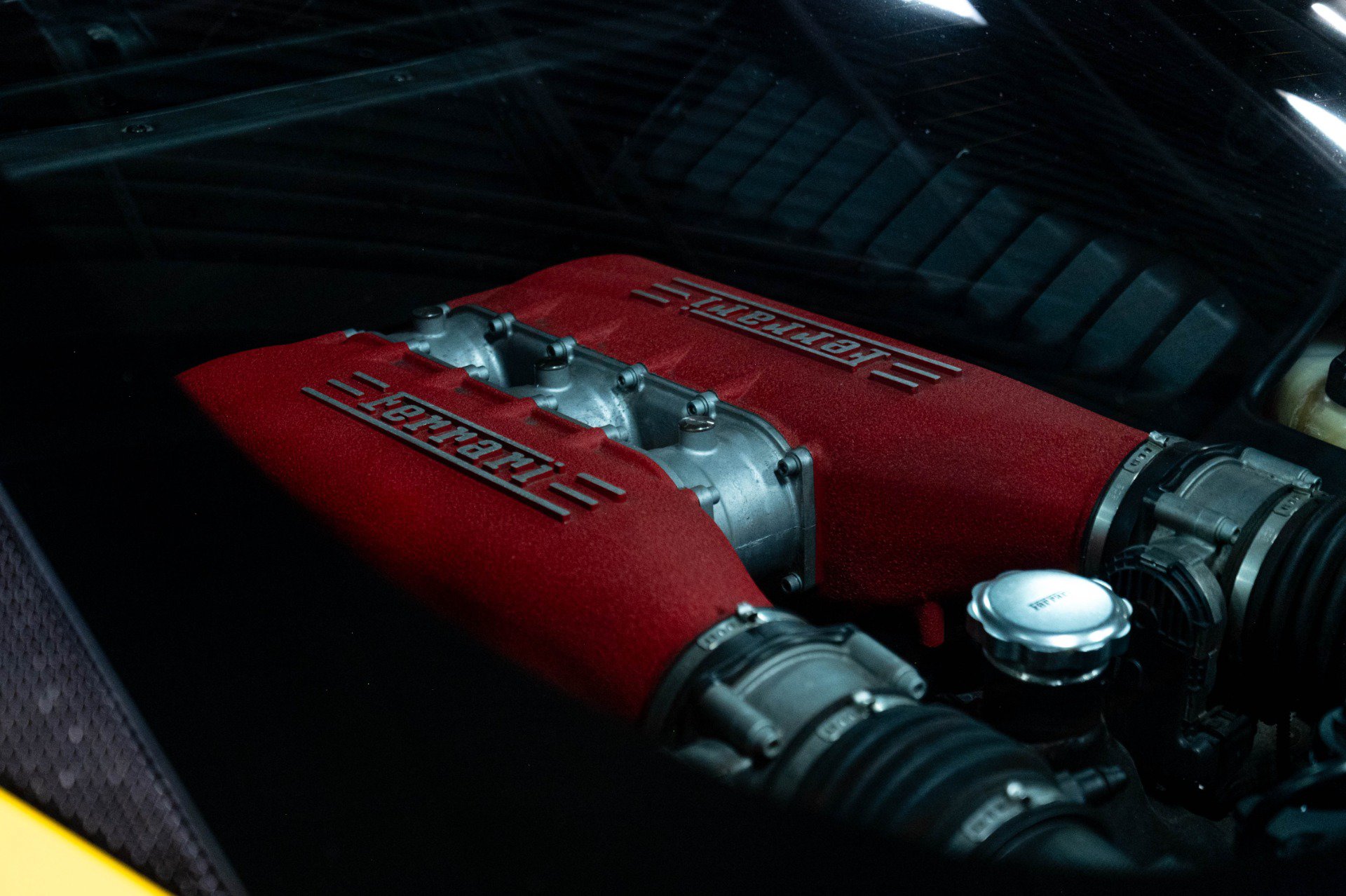 Used 2010 Ferrari 458 Italia Coupe RWD image 79