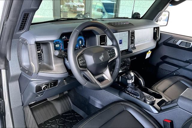 Used 2026 Ford Bronco Badlands AWD/4WD image 14