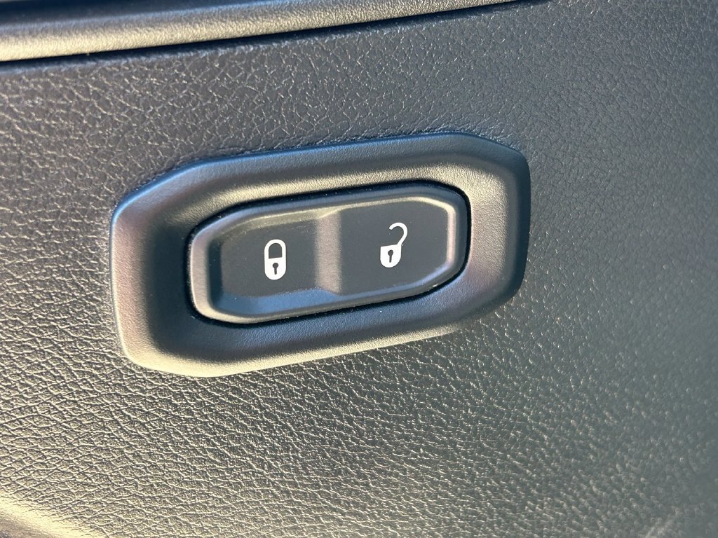 Used 2022 Jeep Gladiator Sport AWD/4WD image 21