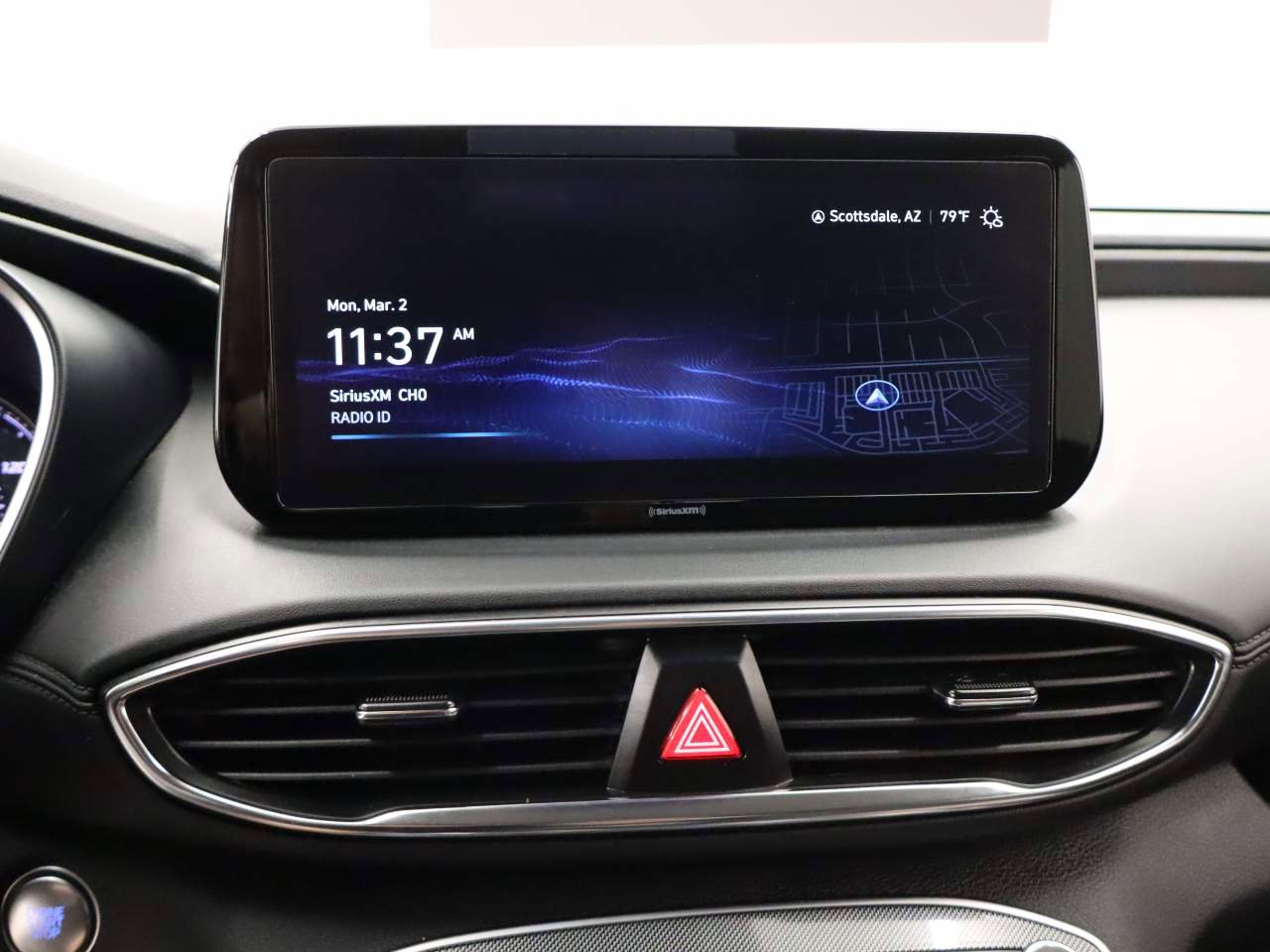 Used 2023 Hyundai Santa Fe SEL w/ Cargo Package image 11