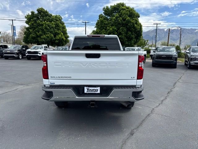 Used 2025 Chevrolet Silverado 2500 LT w/ Convenience Package AWD/4WD image 3