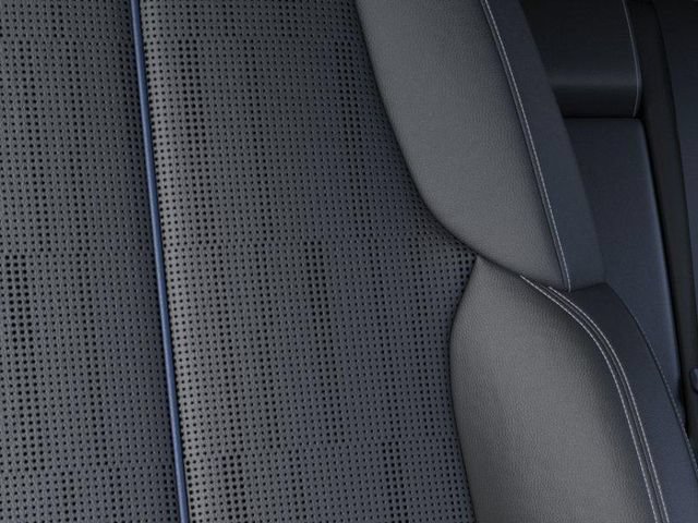 New 2026 Cadillac Lyriq Luxury RWD image 21