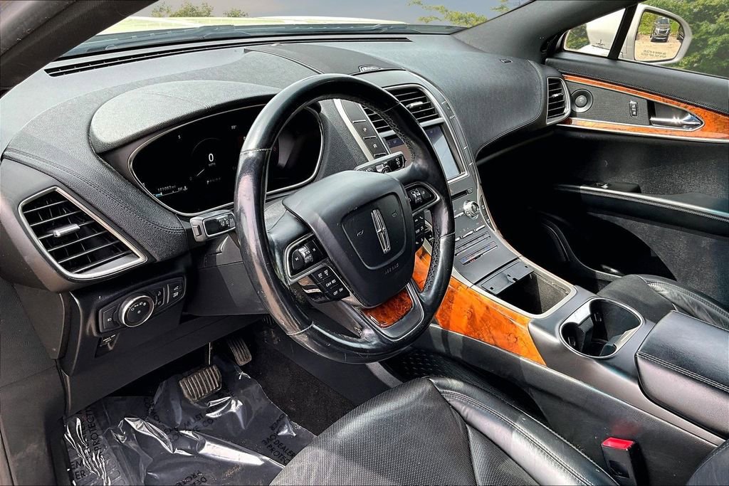 Used 2020 Lincoln Nautilus Reserve FWD image 13