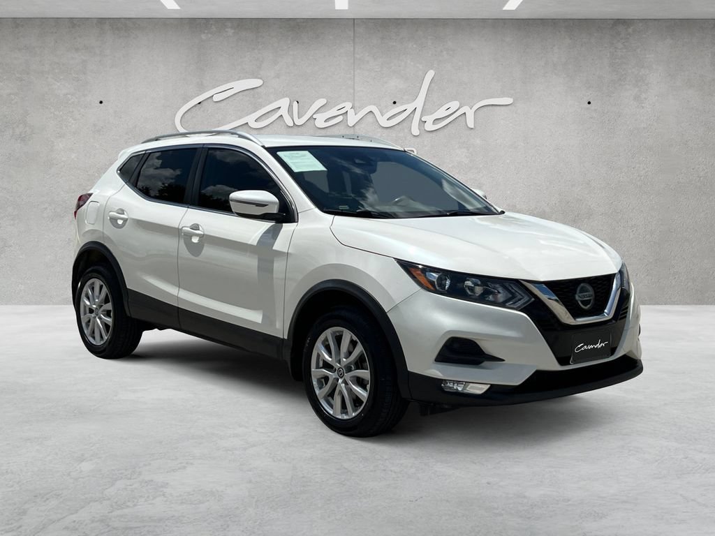 Used 2021 Nissan Rogue Sport SV FWD image 2