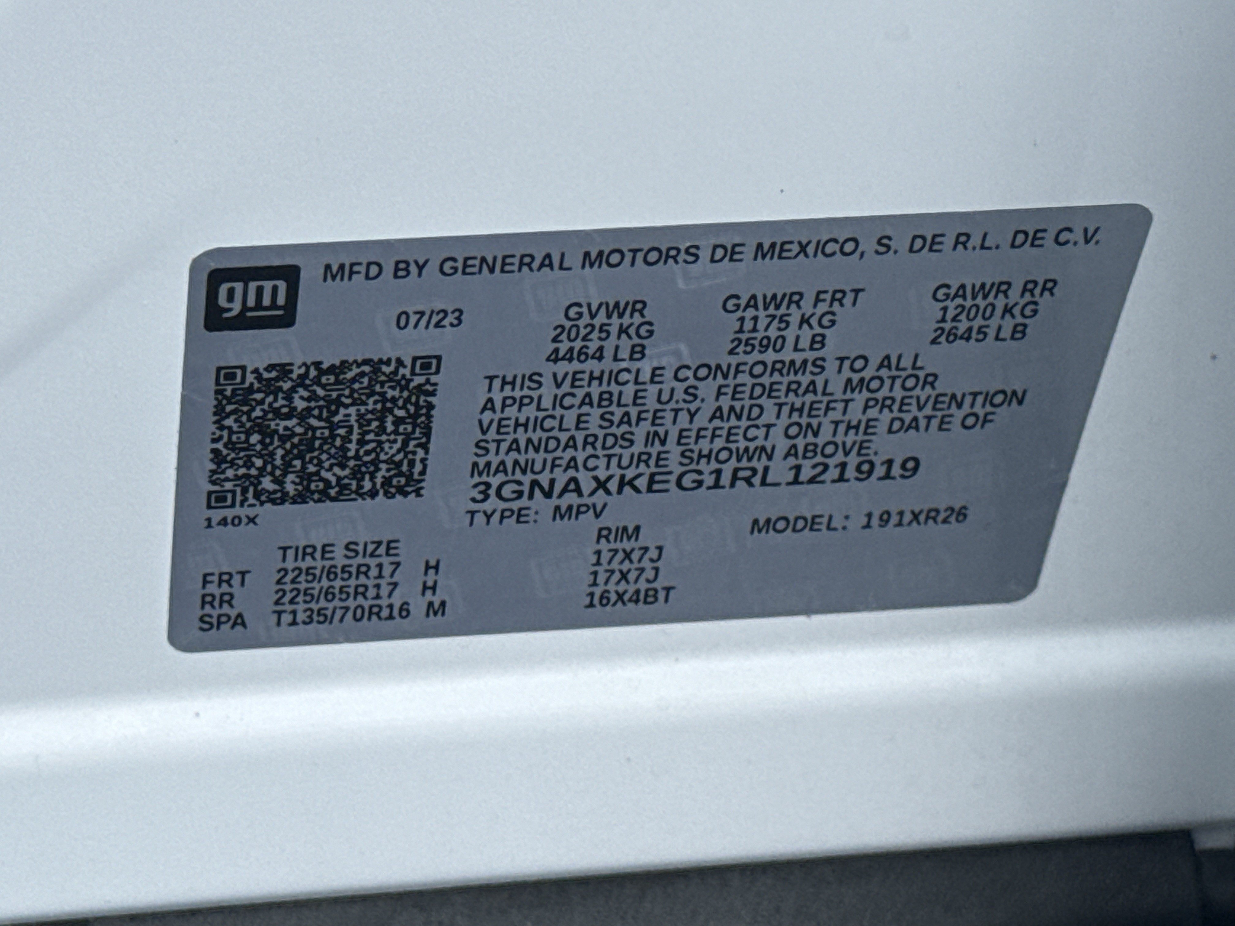 Used 2024 Chevrolet Equinox LT FWD image 3