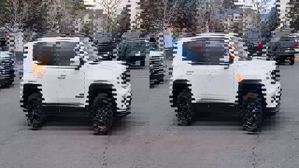 Used 2020 Jeep Renegade Altitude image 2