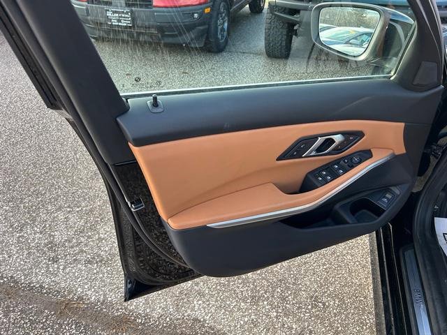 Used 2025 BMW 330i 330i image 10