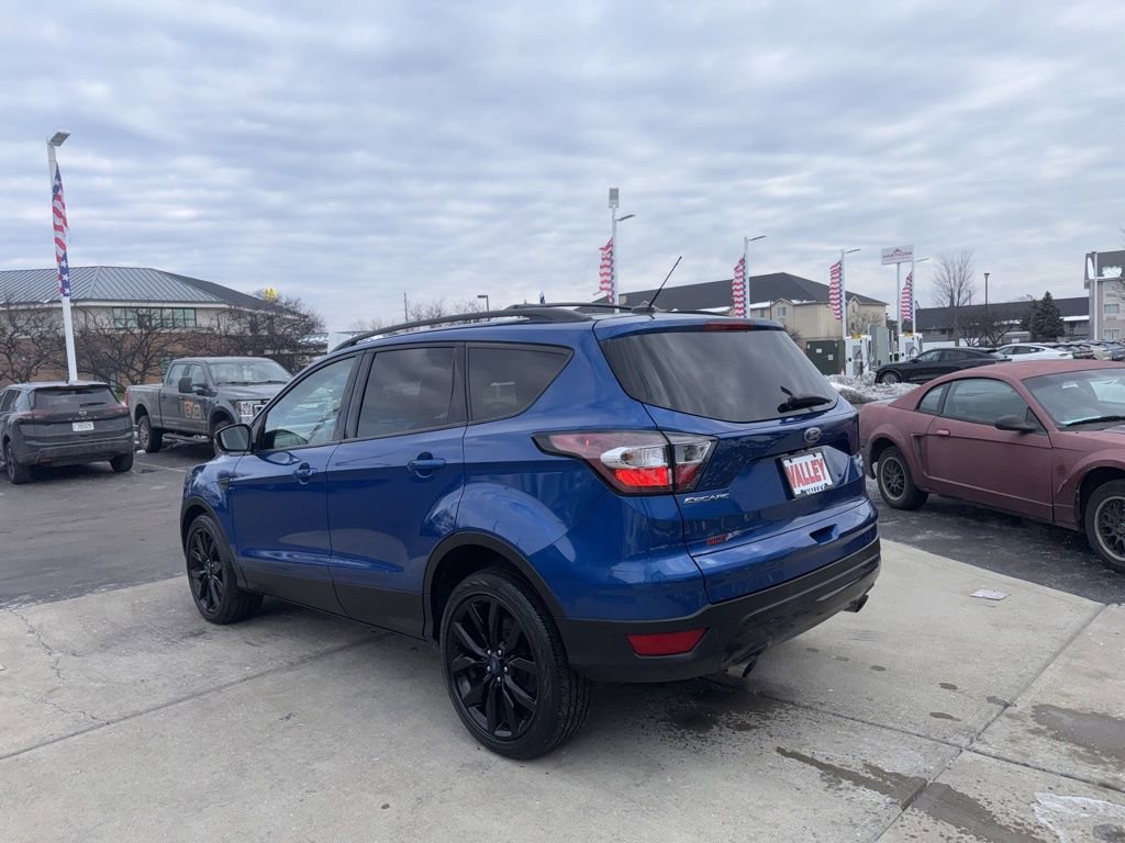 Used 2017 Ford Escape Titanium image 7