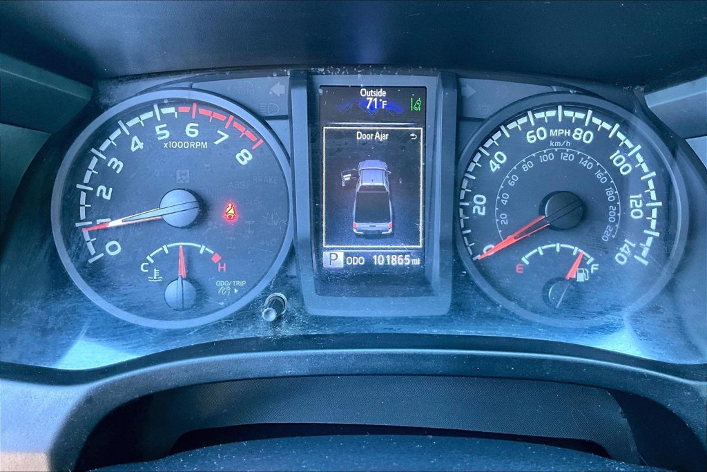 Used 2022 Toyota Tacoma SR w/ SR Convenience Package AWD/4WD image 10
