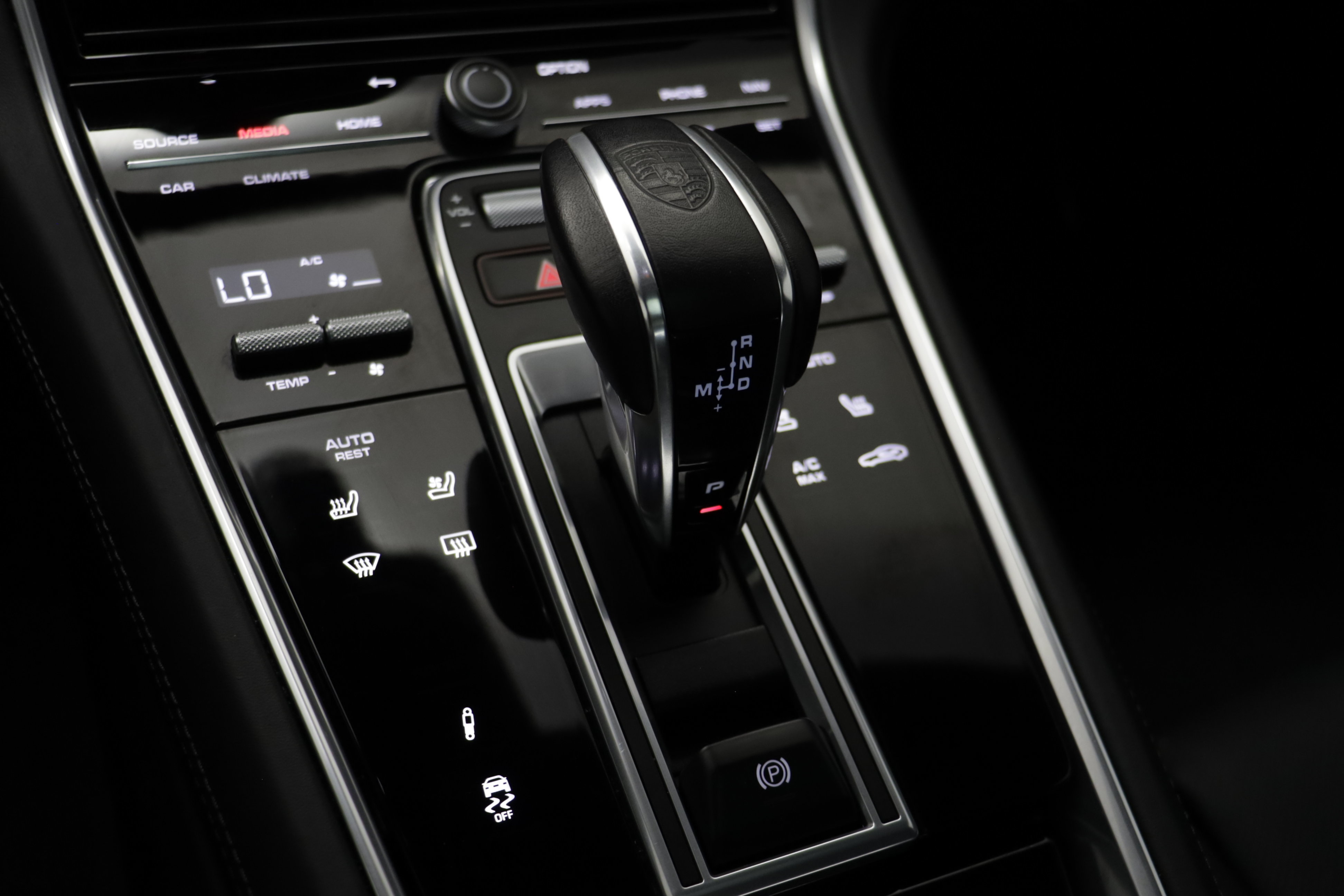 Used 2023 Porsche Panamera Platinum Edition RWD image 12