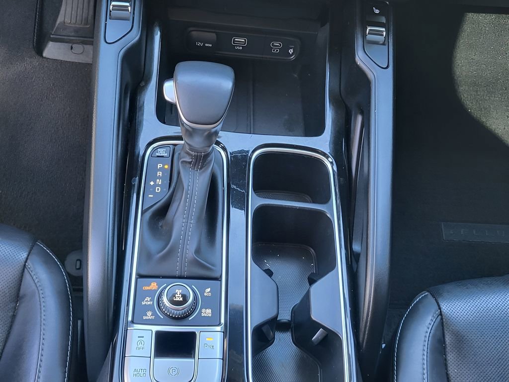 Used 2023 Kia Telluride S AWD/4WD image 16